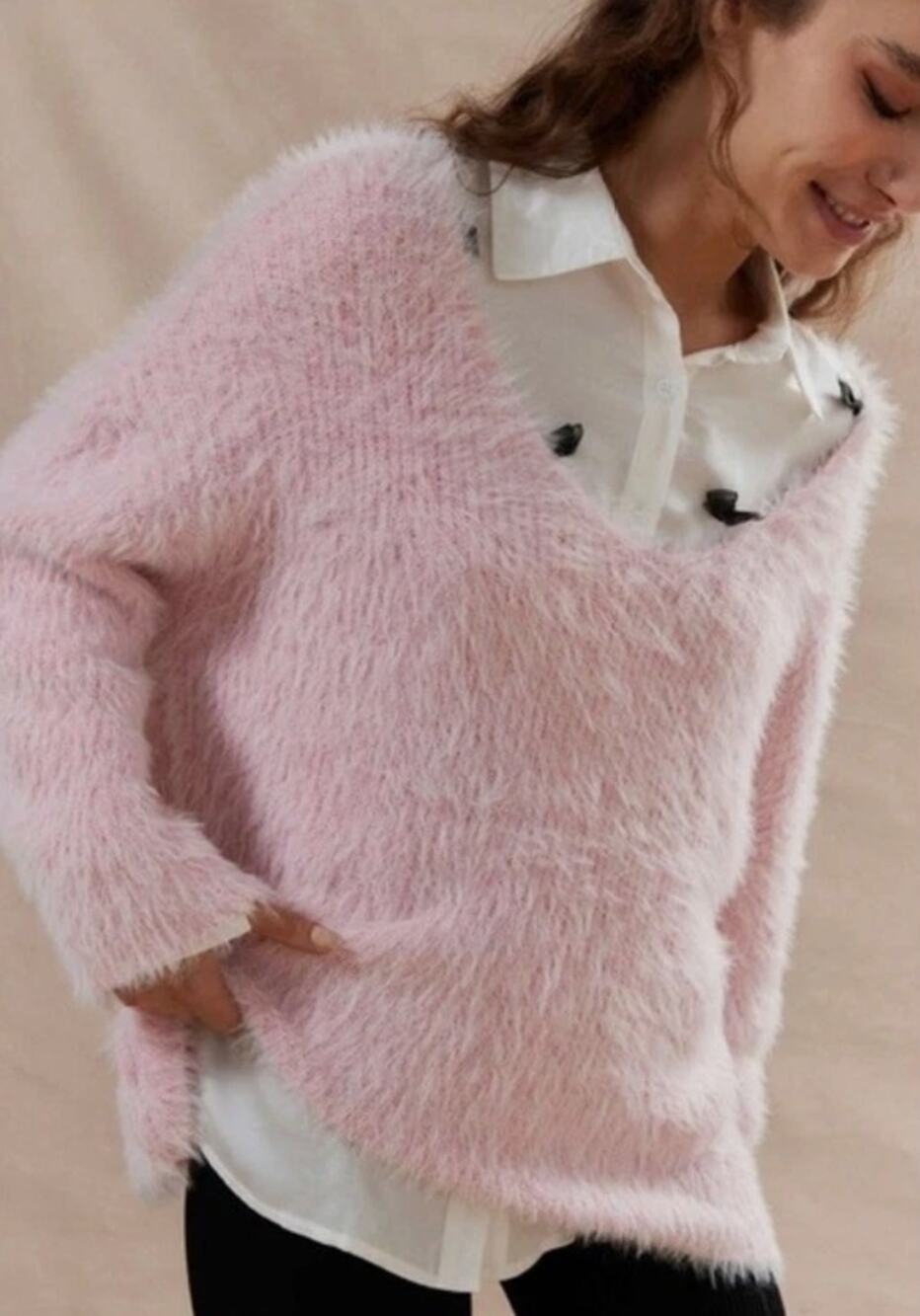 UO Urban Outfitters Kimchi Blue PRISCILLA Fuzzy Pullover Sweater Pink M NWT $79
